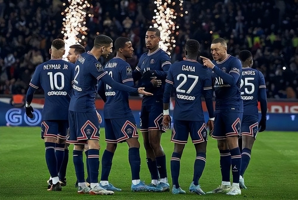 体育app-利物浦力克尤文，贝尔乌龙送礼法甲的简单介绍