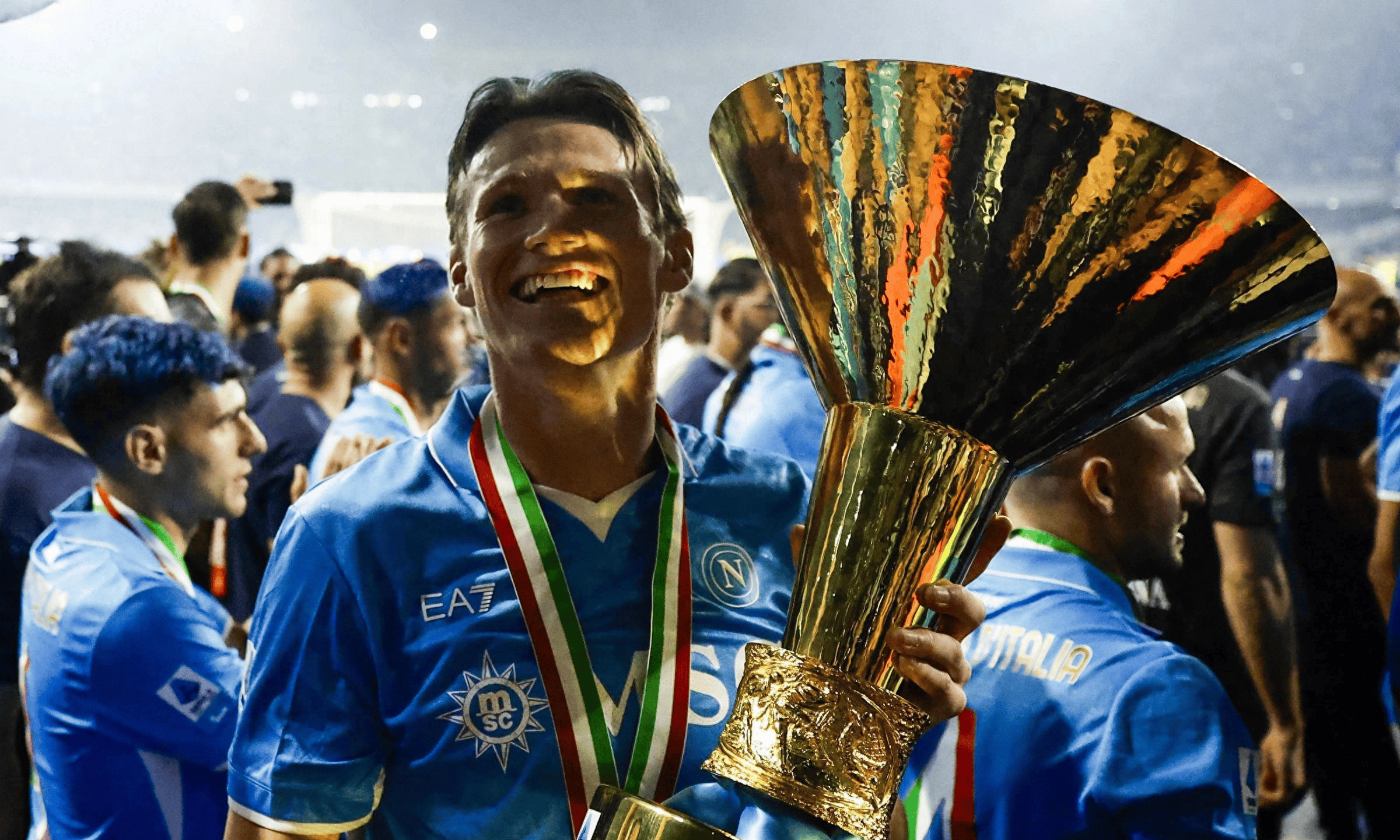 APP-巴萨翻盘曼联，孔蒂统治全场